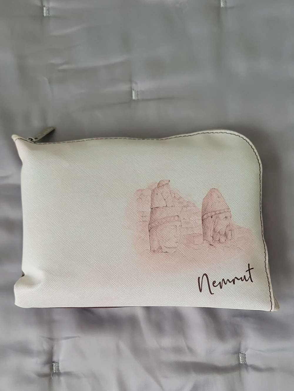 NEW Cosmetic Pouch with Slippers And Eye Mask
